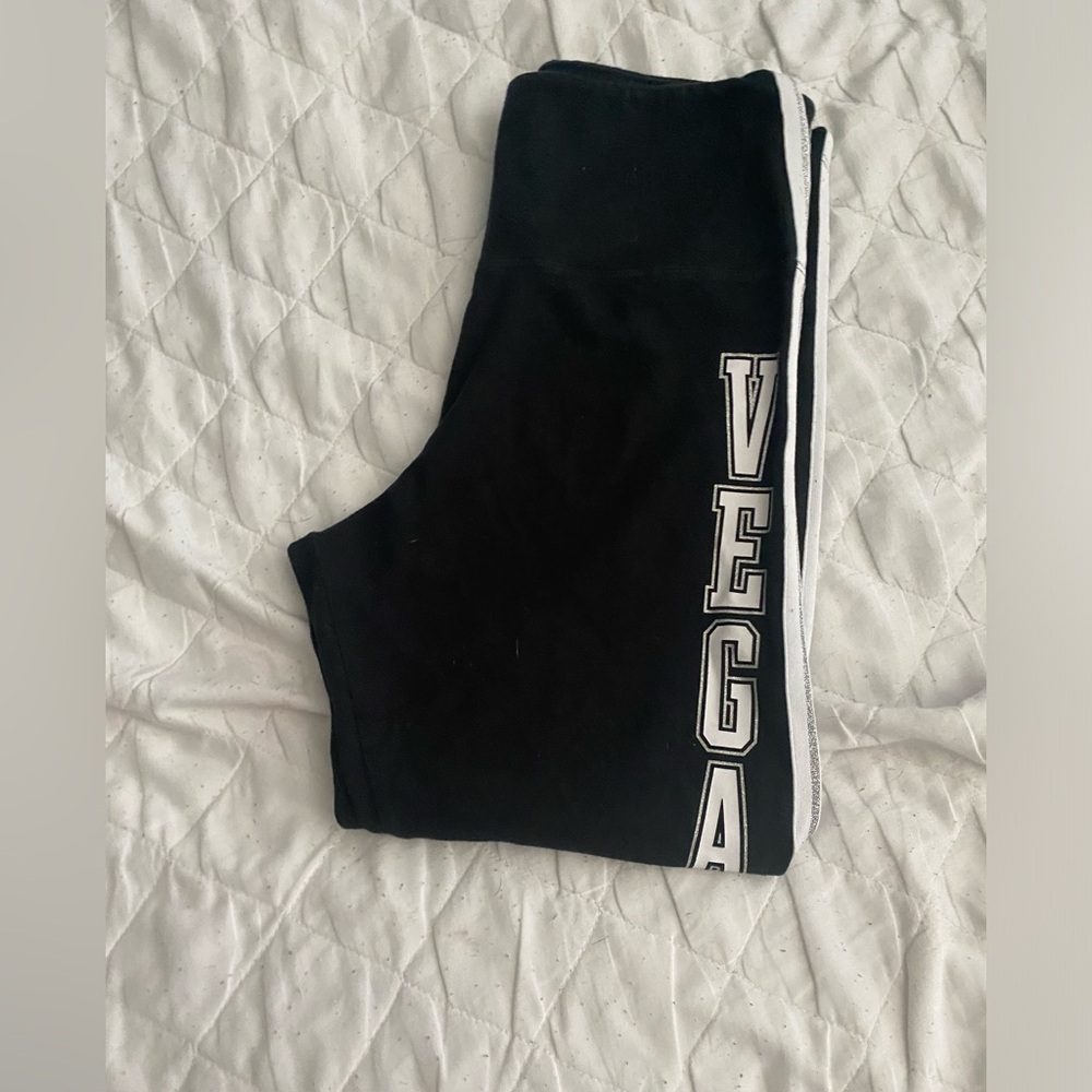 PINK Vegas leggings